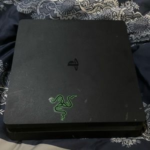 Fairly used ps4 works great